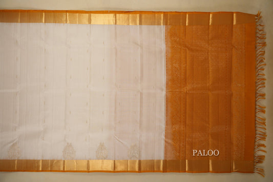 Cream with Orange Borders Light Weight Kanchipuram Silk Saree paloo