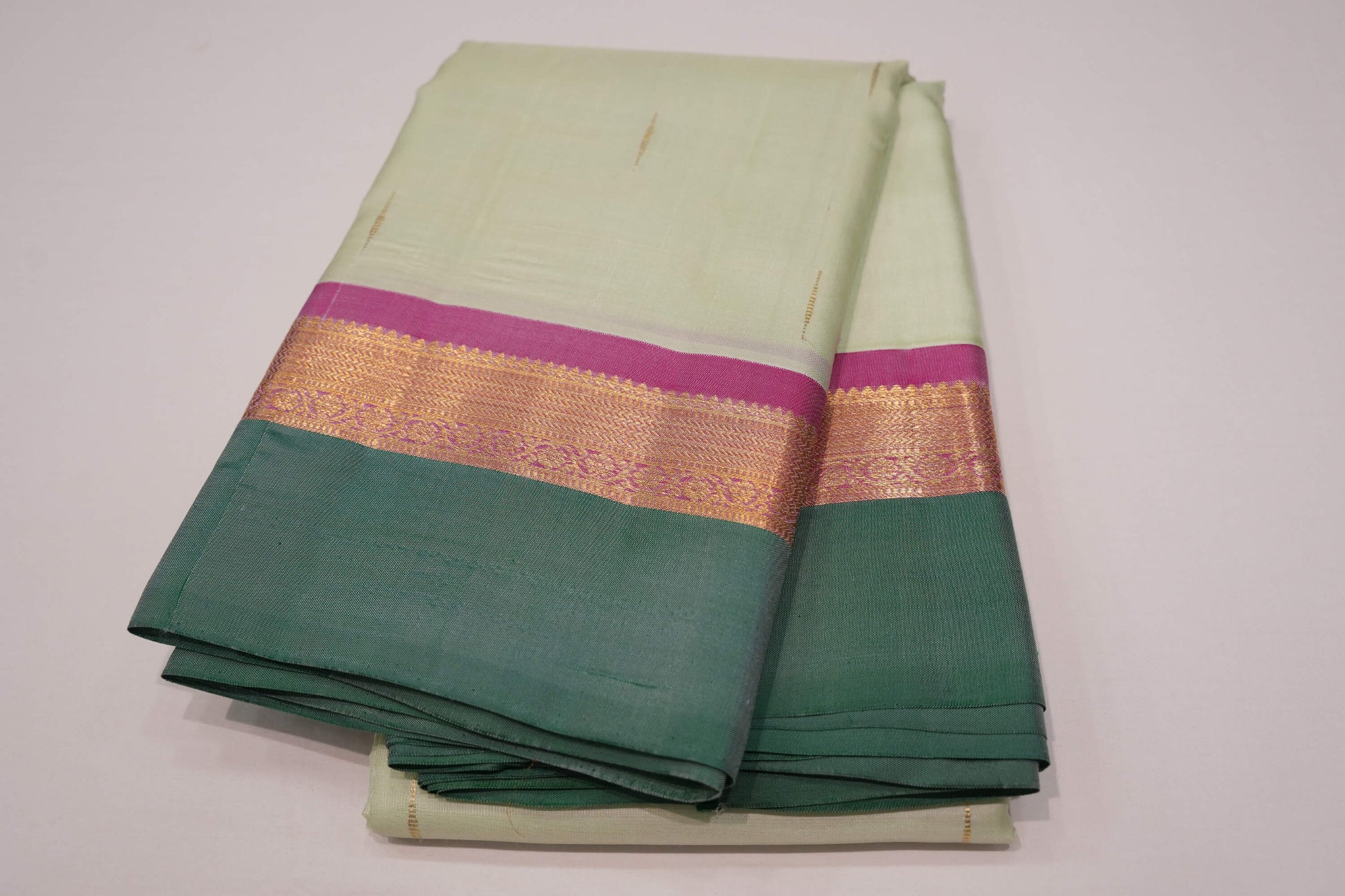 Pistha green vintage kanchipuram silk saree