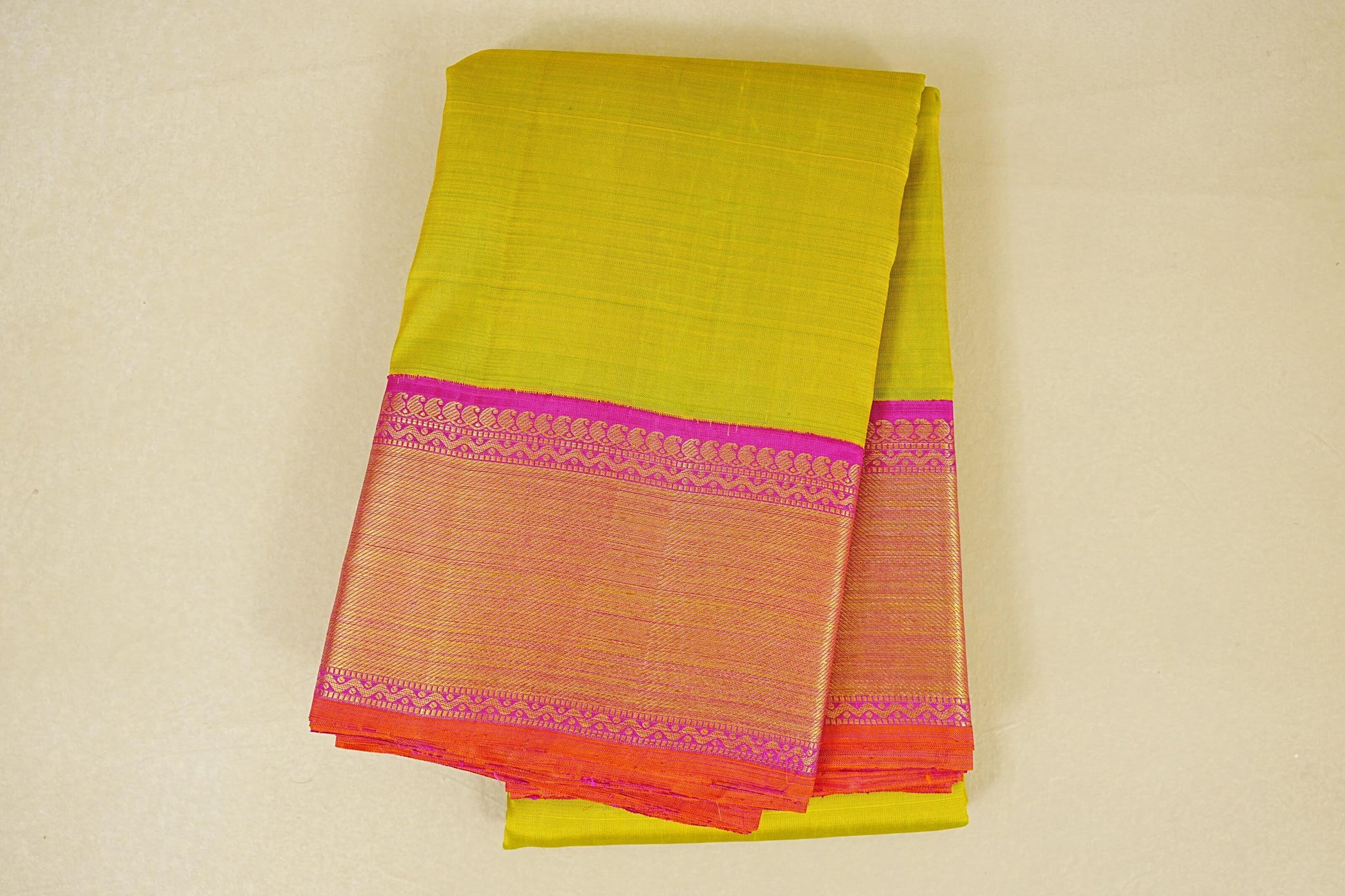 Folded Dual Tone of Green and Yellow Vintage Kanjivaram Silk Saree