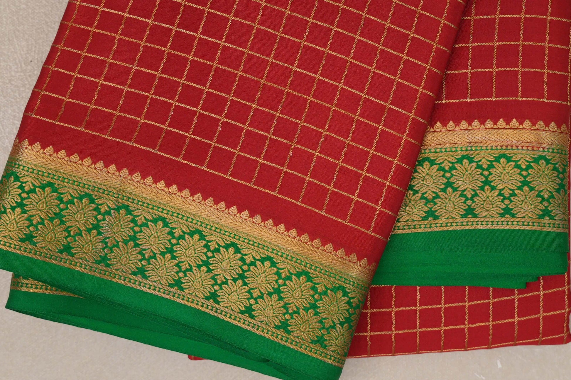 Chilli Red Mysore Silk Saree border