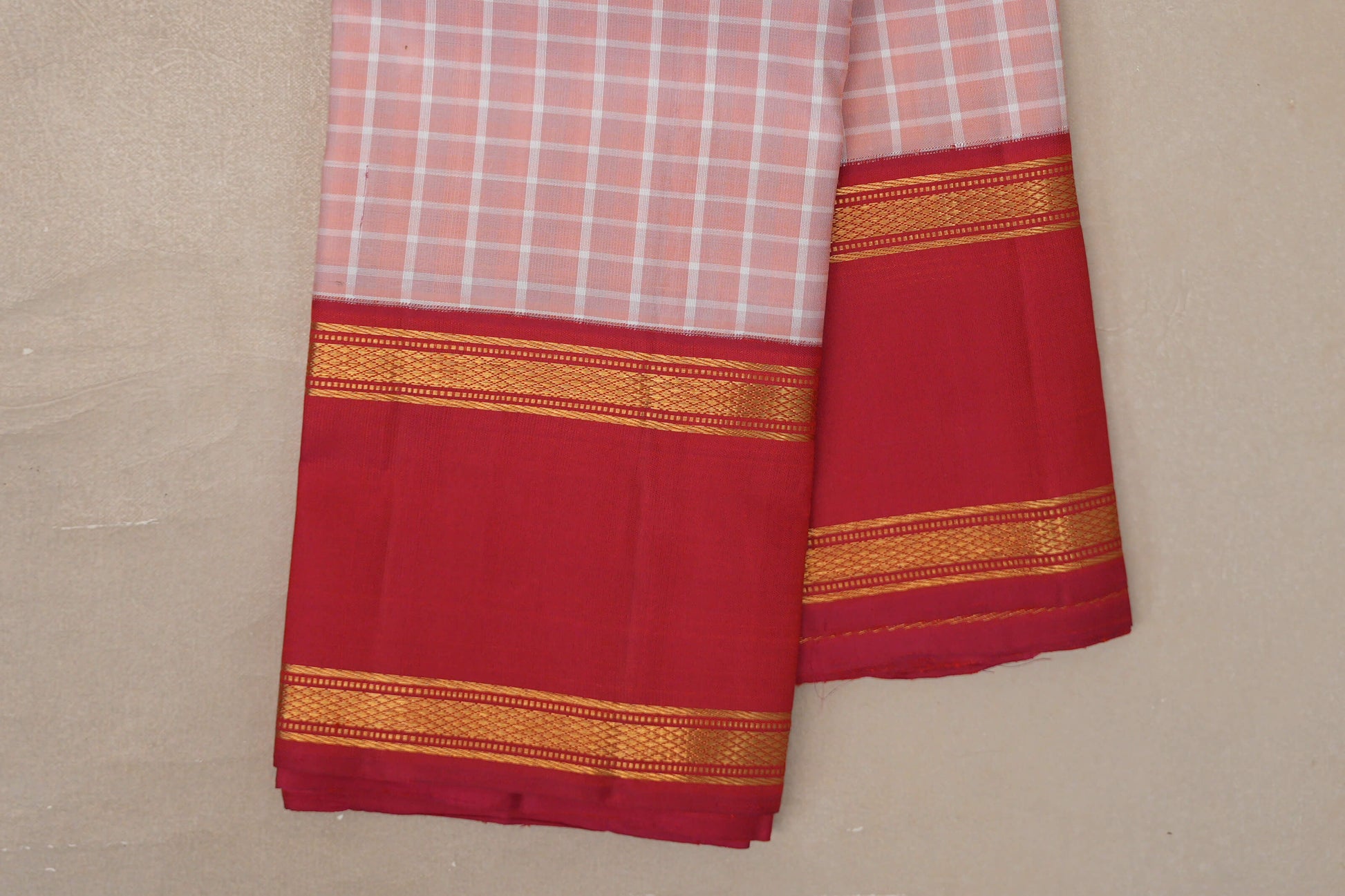 Peach Pink Vintage Kanjivaram Silk Saree border zoom
