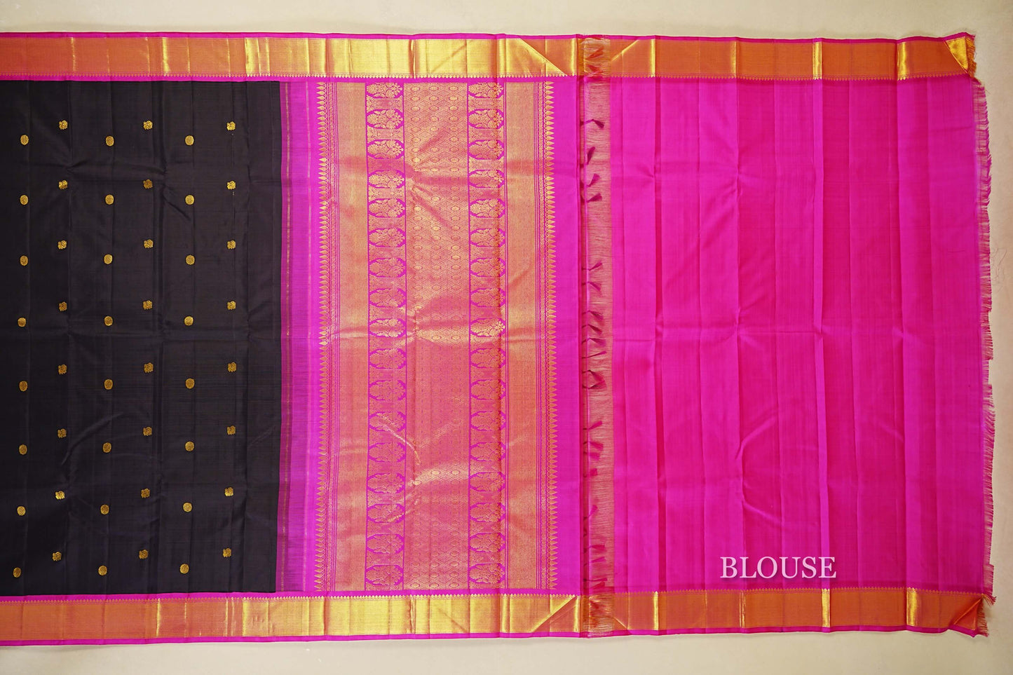 Dark Navy Blue with Rani Pink Borders Vintage Kanjivaram Silk Saree blouse