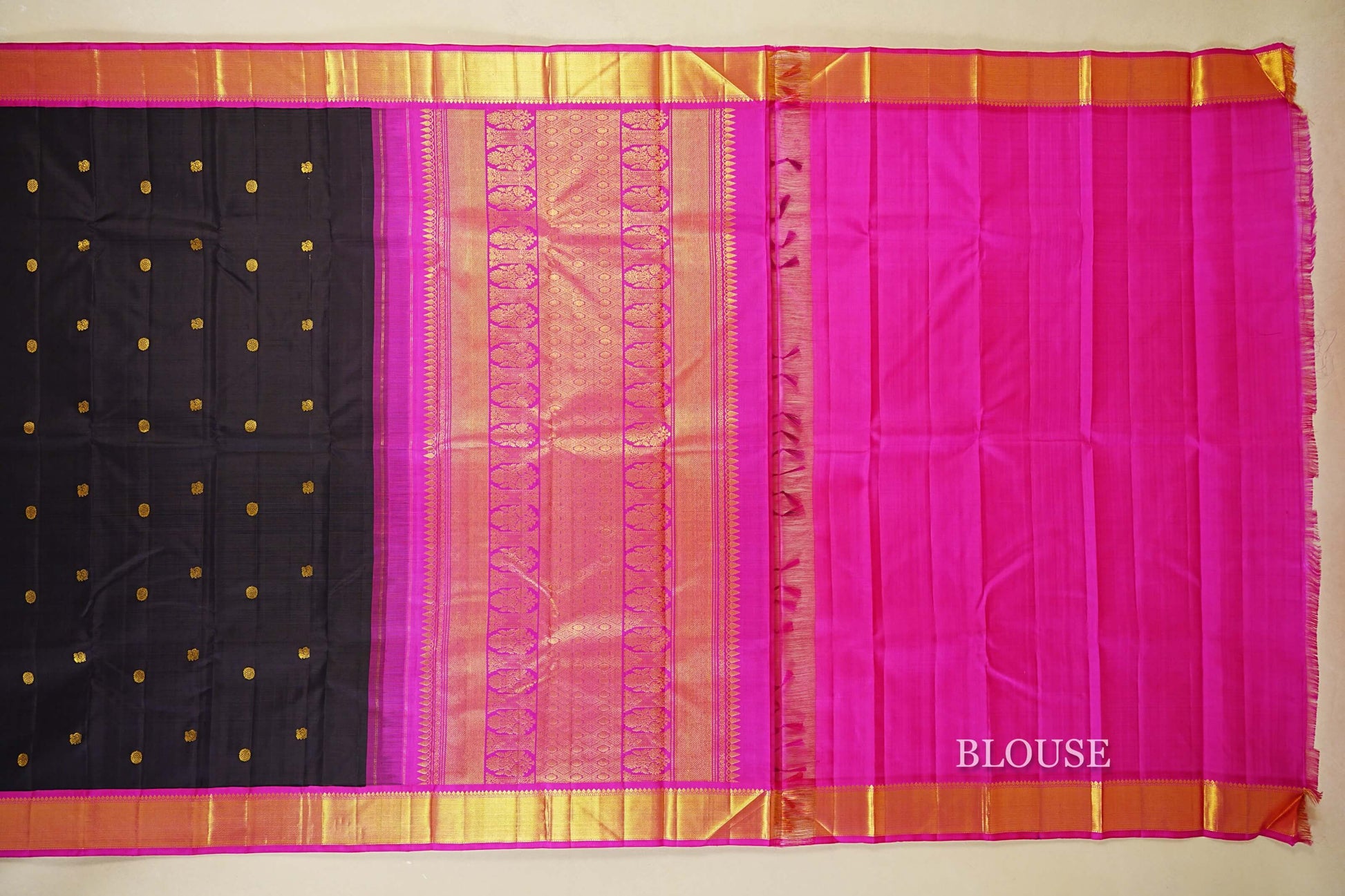 Dark Navy Blue with Rani Pink Borders Vintage Kanjivaram Silk Saree blouse