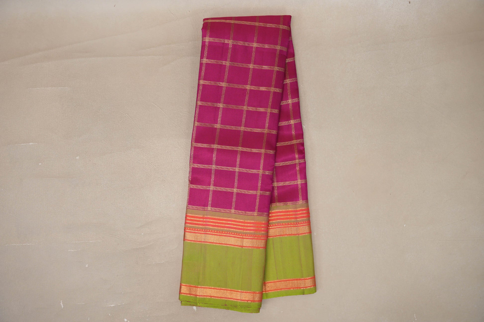 Bright Magenta Pink Vintage Kanjivaram Silk Saree border