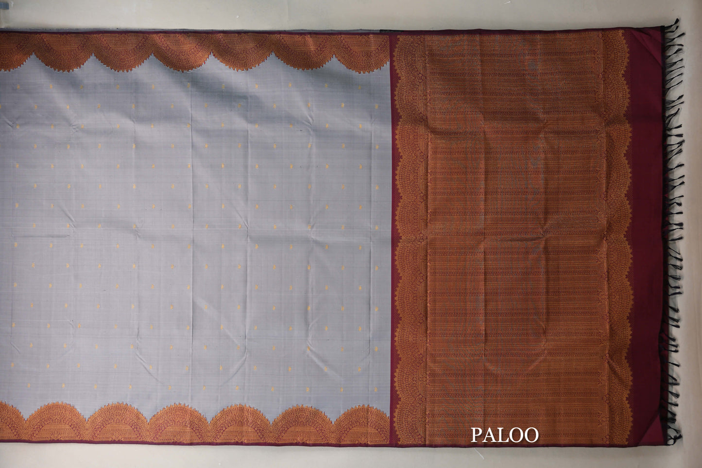 Silver Grey with Deep Maroon Borders Vintage Kanjivaram Silk Saree paloo