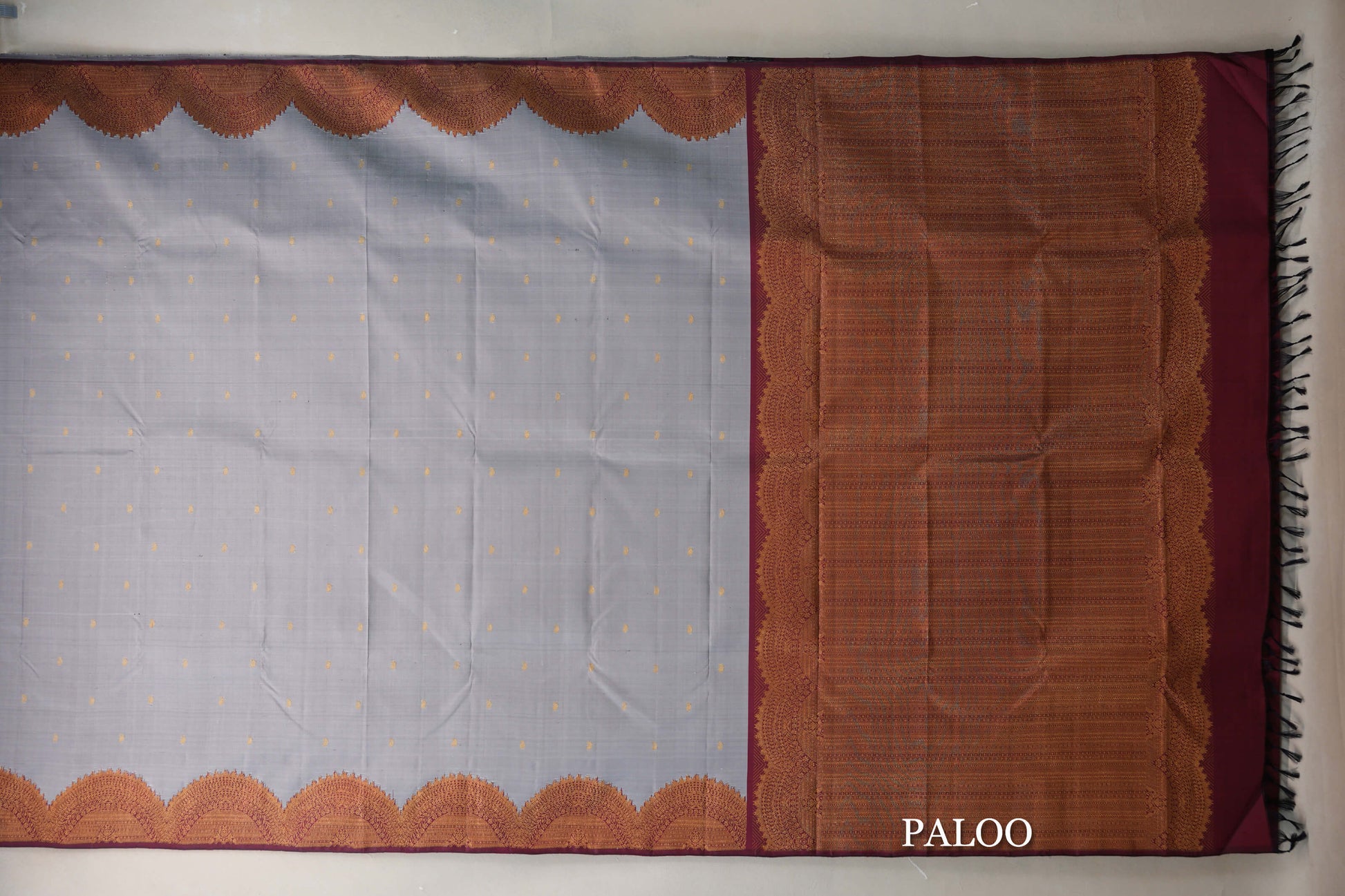 Silver Grey with Deep Maroon Borders Vintage Kanjivaram Silk Saree paloo