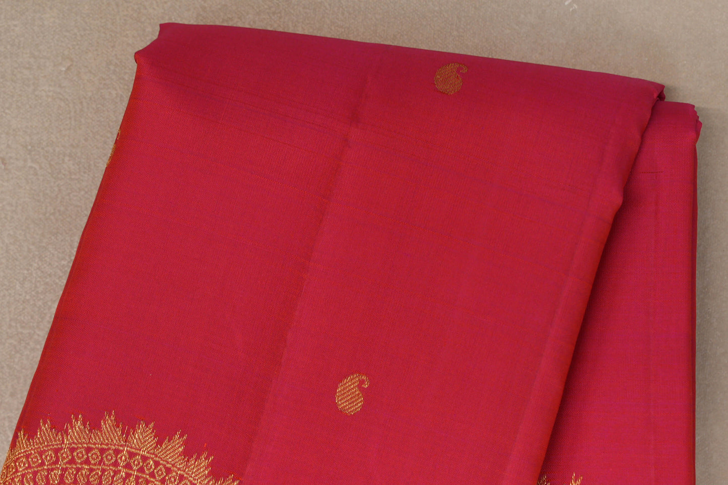 Orangish Pink Vintage Kanjivaram Silk Saree body zoom
