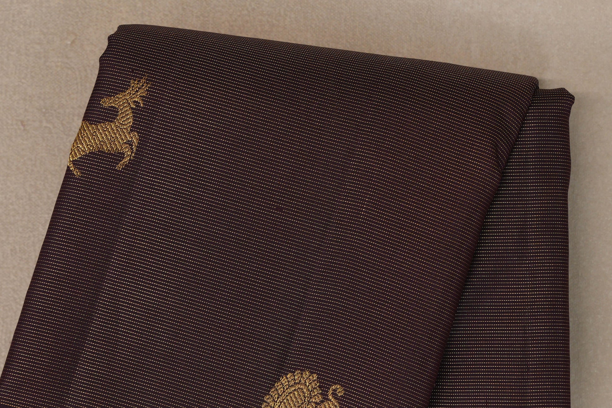 Deep plum Kanjivaram Silk Saree body zoom