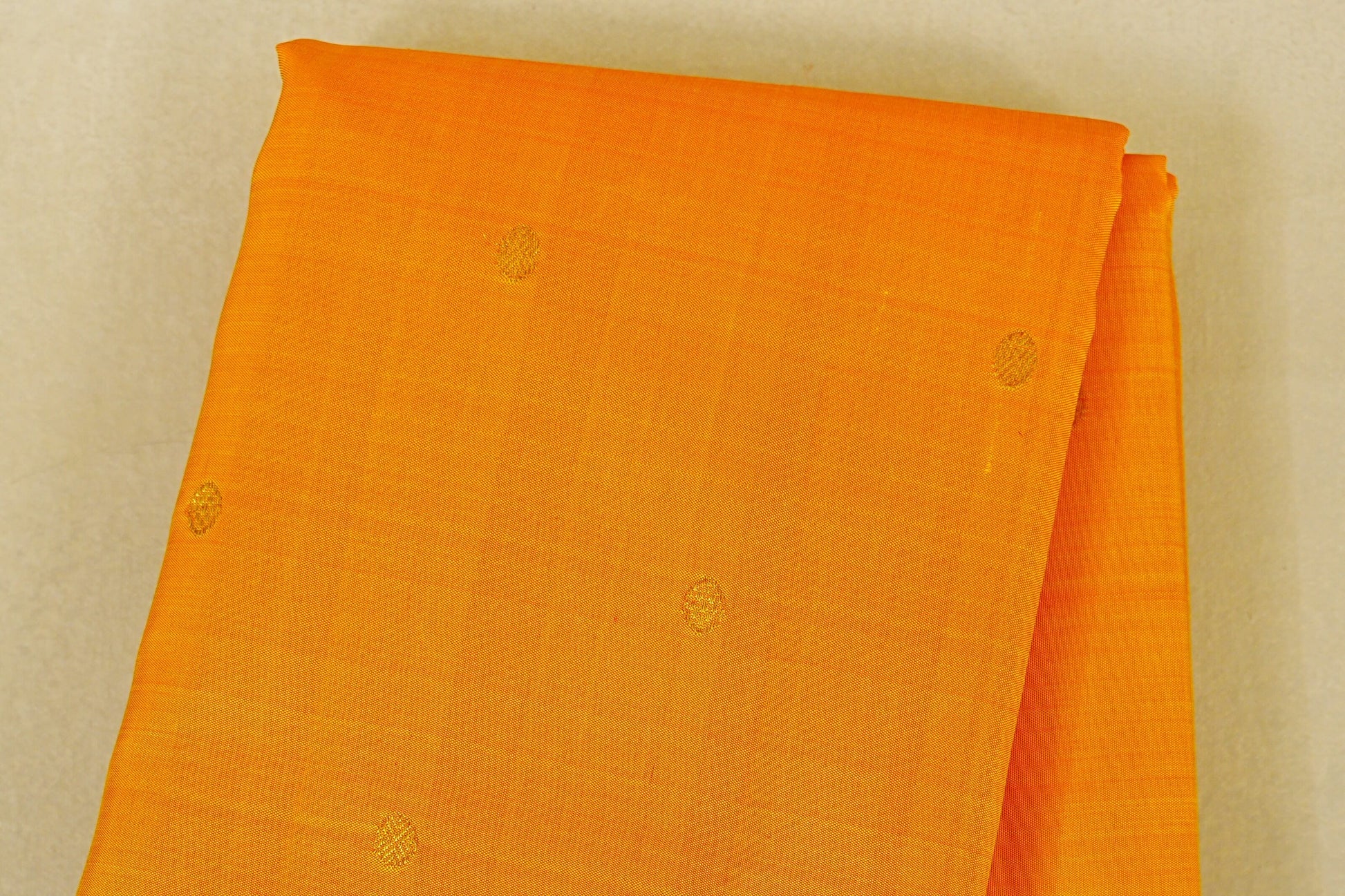Deep Turmeric Yellow with Black Borders Vintage Kanjivaram Silk Saree body zoom 