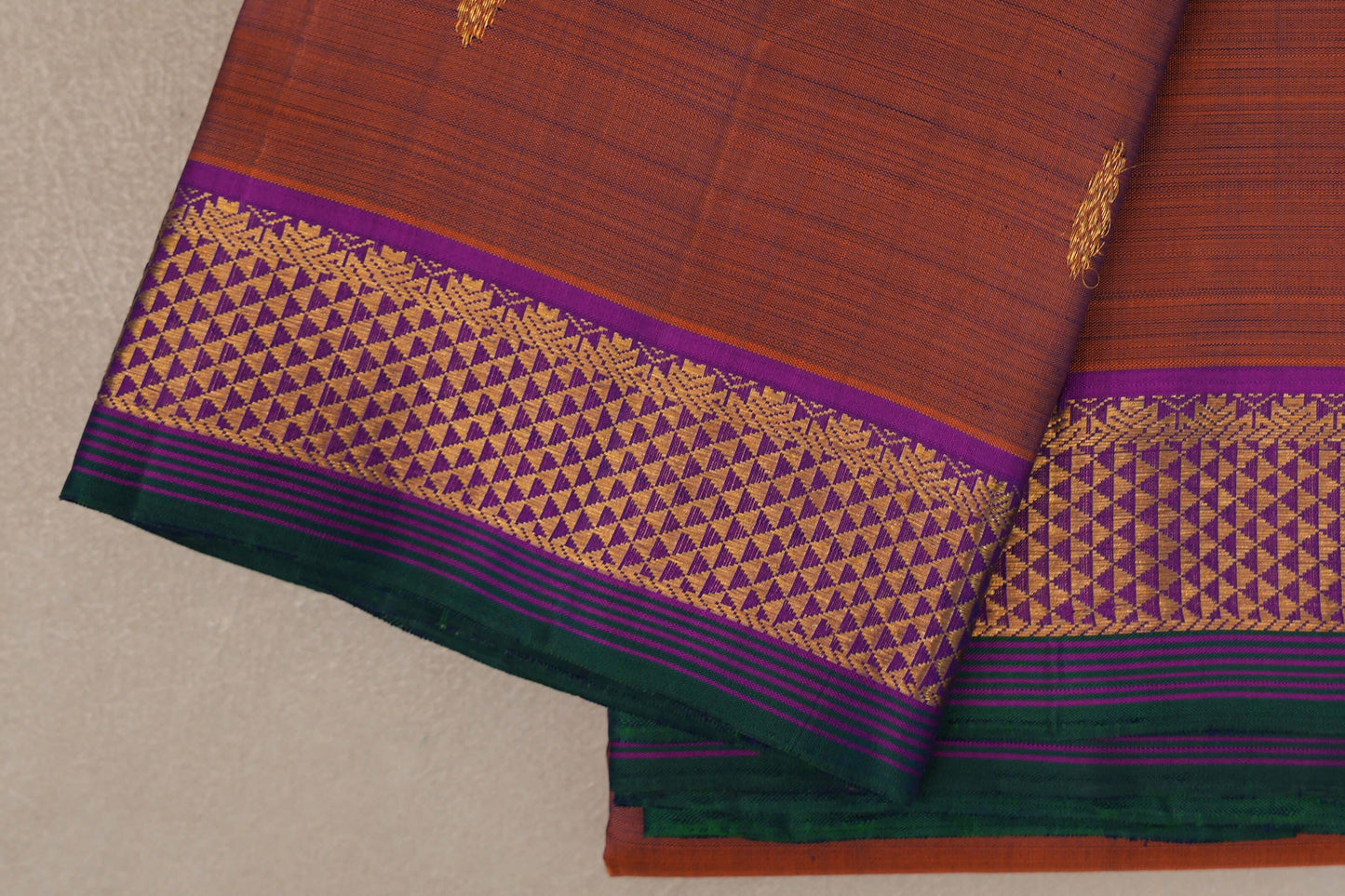 Dual Tone of Violet and Copper Brown Kanjivaram Silk Saree border 