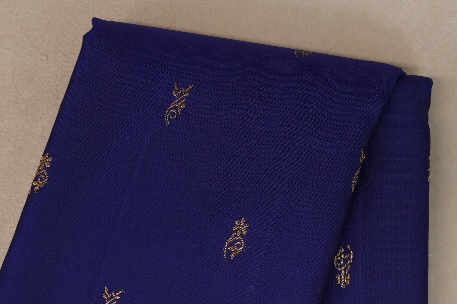 Deep Blue Vintage Kanjivaram Silk Saree body zoom