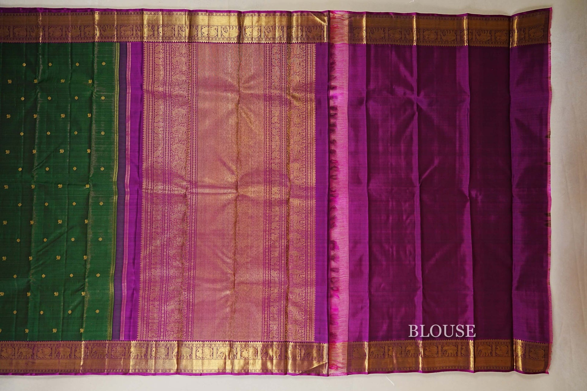 Bottle Green with Magenta Borders Heirloom Kanjivaram Silk Saree  blouse