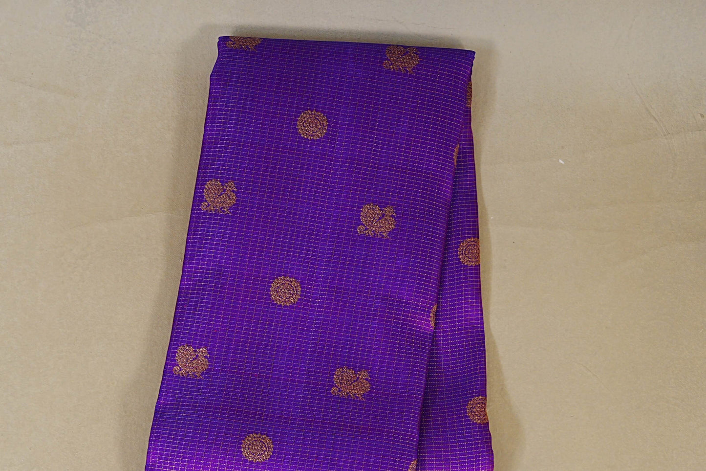 Dual Tone Purple and Blue Heirloom Kanjivaram Silk Saree body zoom