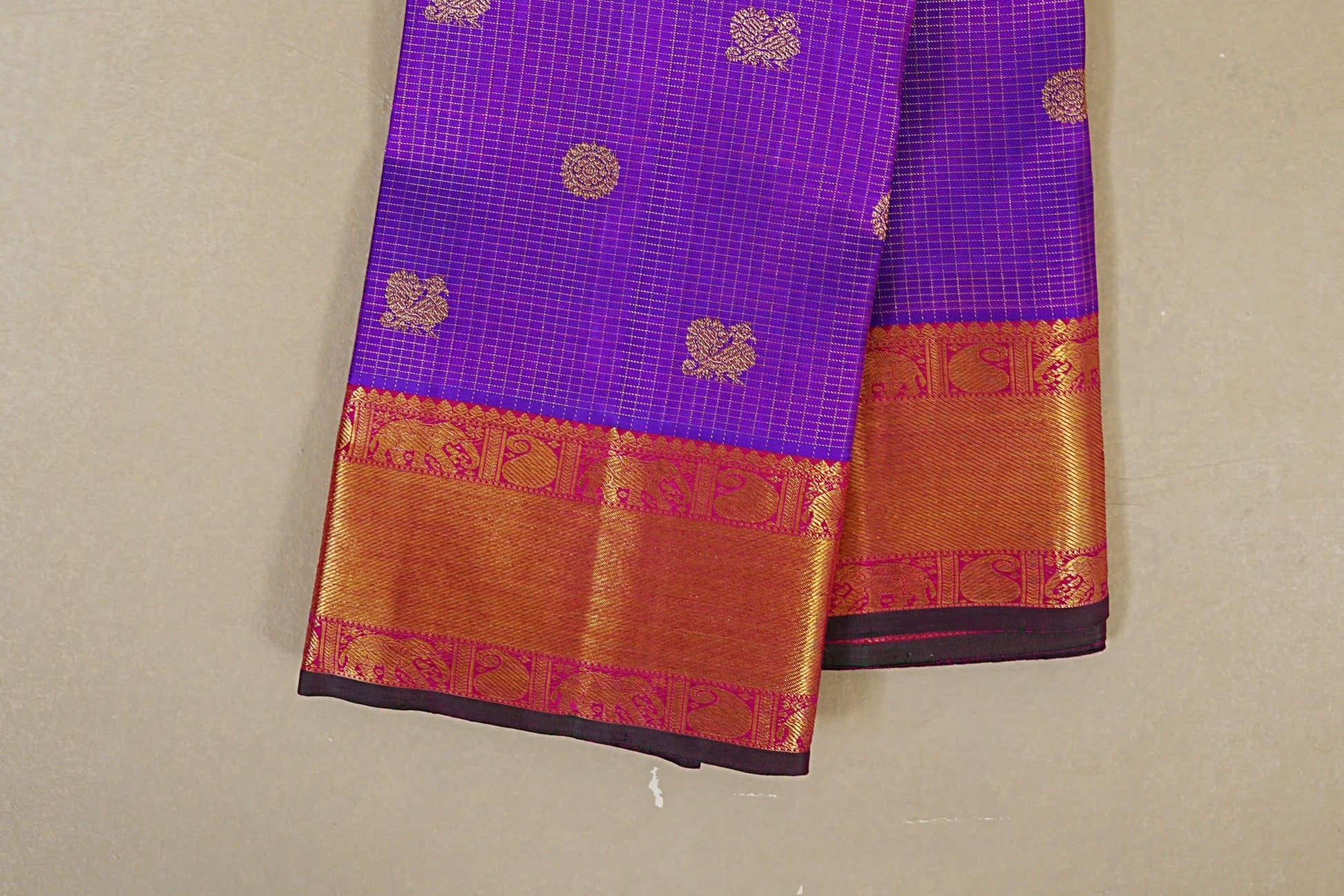 Dual Tone Purple and Blue Heirloom Kanjivaram Silk Saree border zoom
