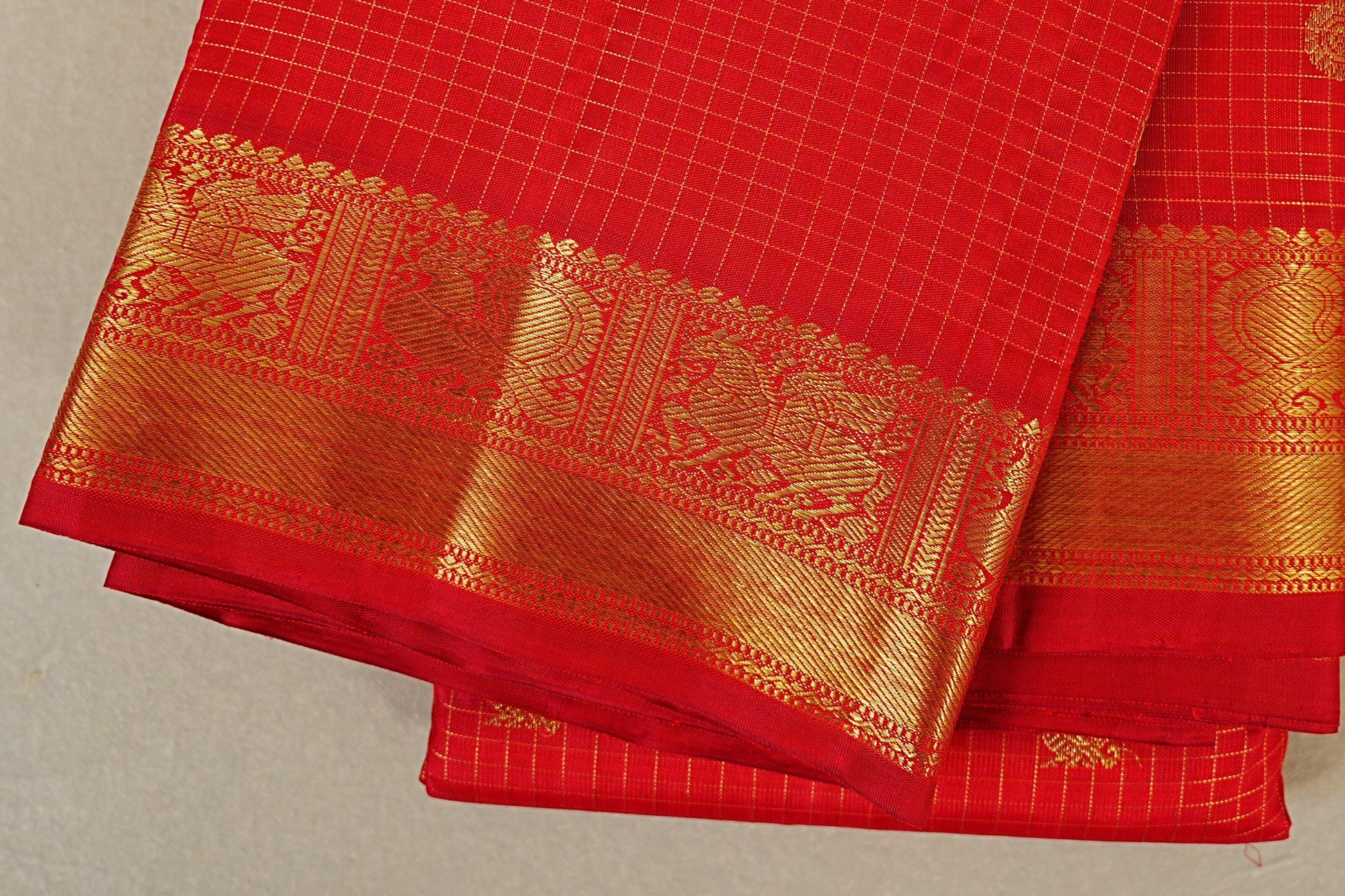Red Heirloom Kanjivaram Silk Saree  border zoom