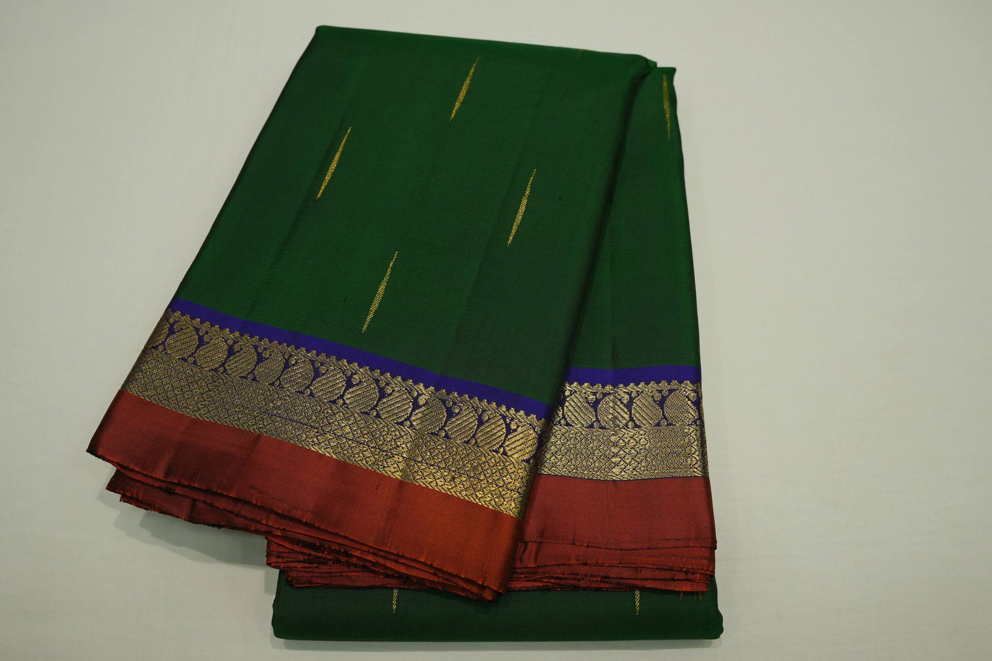 Green vintage kanchipuram silk saree