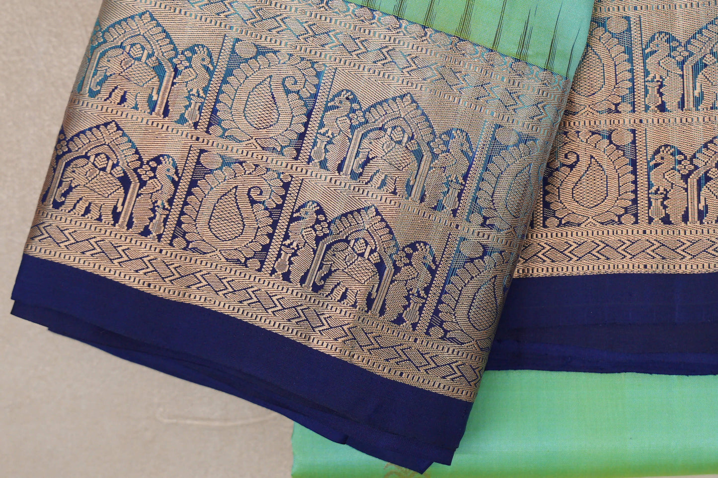 Yellowish Green with Deep Blue Borders Light Weight Kanchipuram Silk Saree by Shreenivas Silks PSSR019638