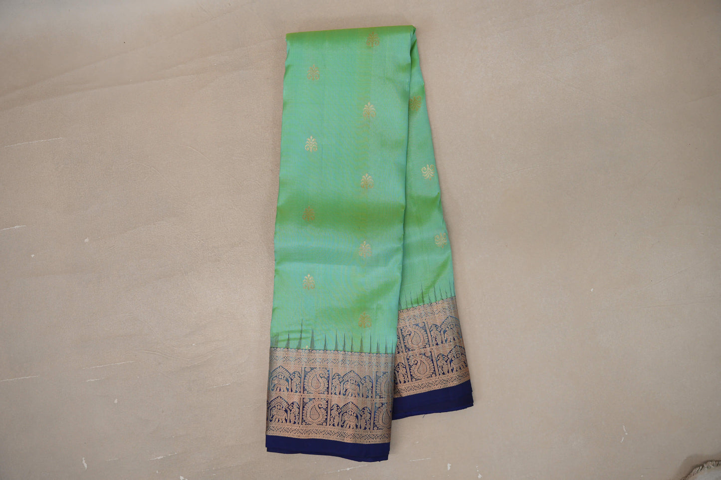 Yellowish Green with Deep Blue Borders Light Weight Kanchipuram Silk Saree by Shreenivas Silks PSSR019638