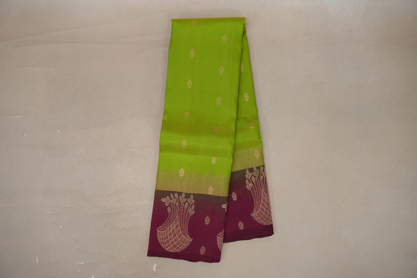 Parrot Green with Deep Magenta Borders Light Weight Kanchipuram Silk Saree by Shreenivas Silks PSSR019640