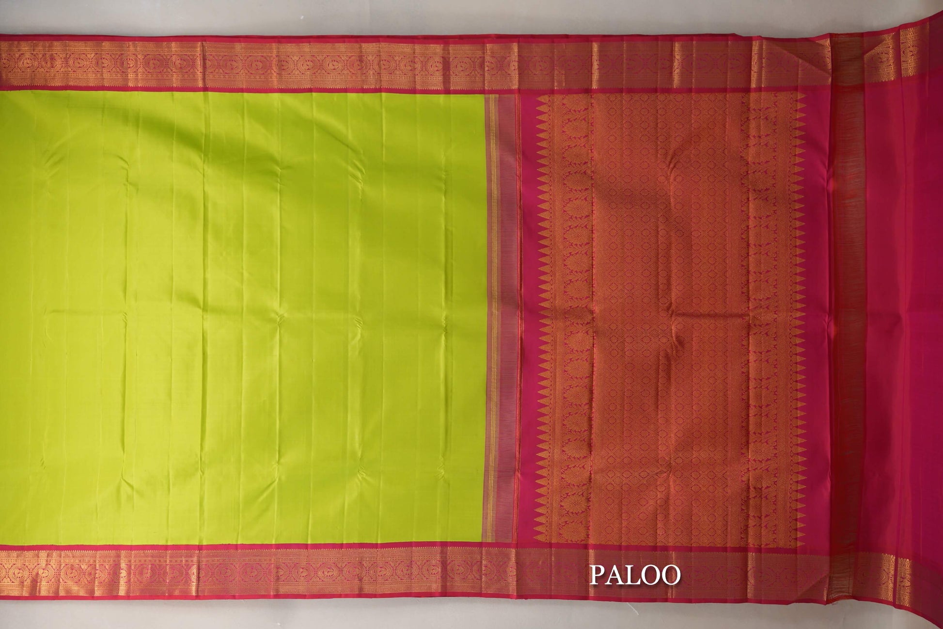 Parrot Green Vintage Kanjivaram Silk Saree paloo