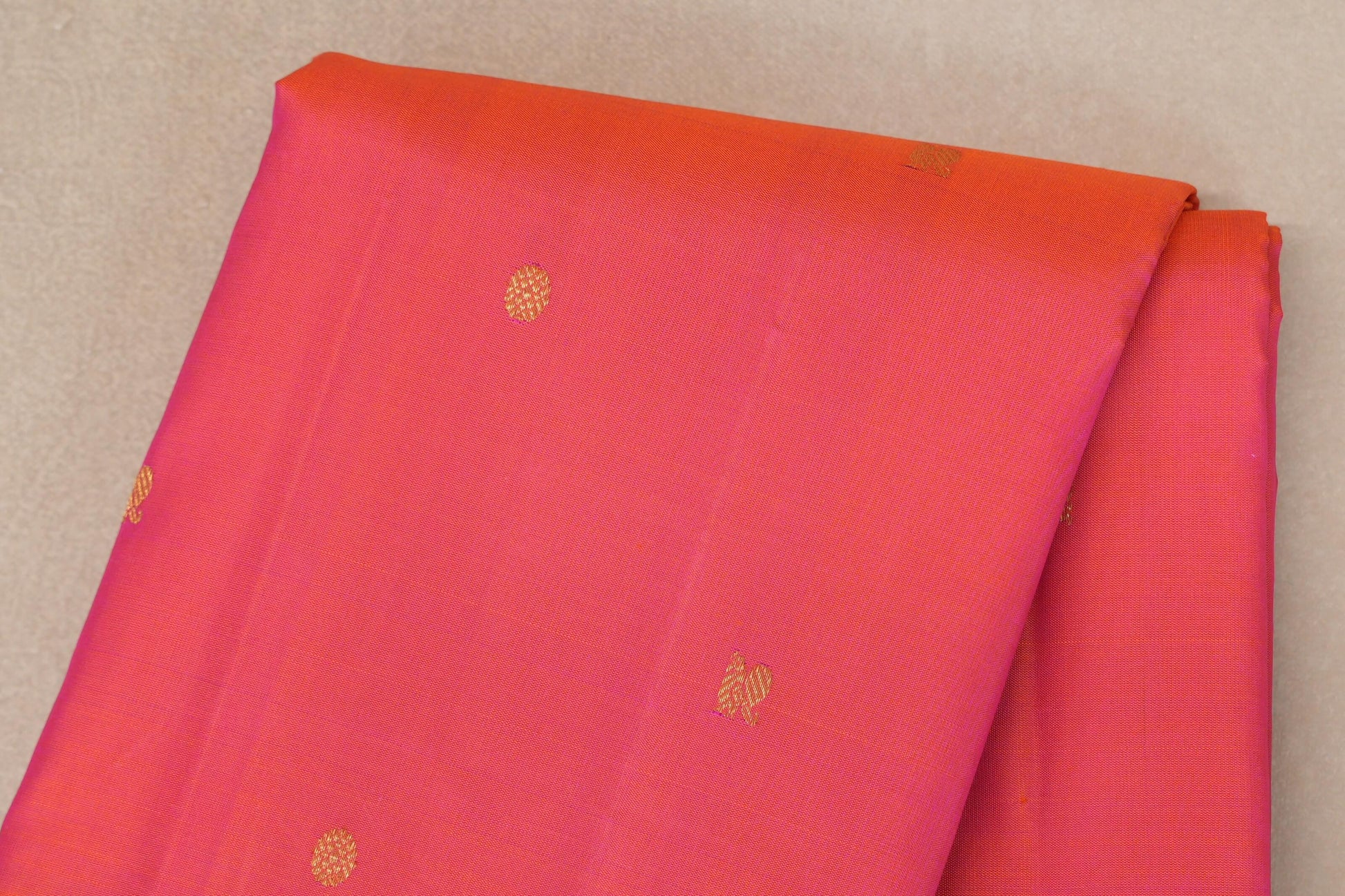 Orangish Pink Vintage Kanjivaram Silk Saree body zoom