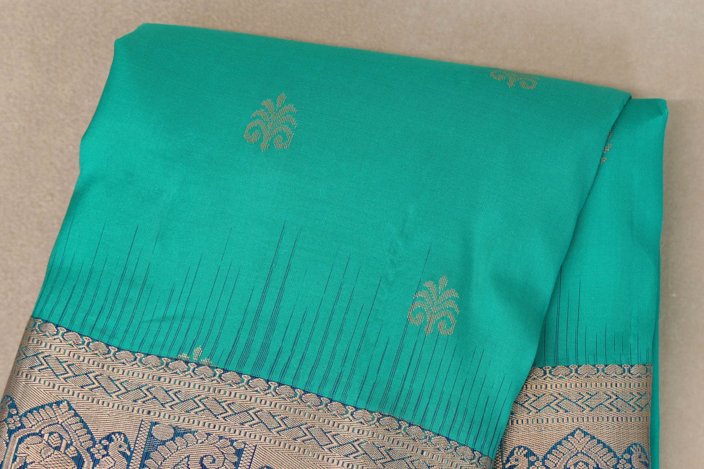 Aqua Green Light Weight Kanchipuram Silk Saree body zoom