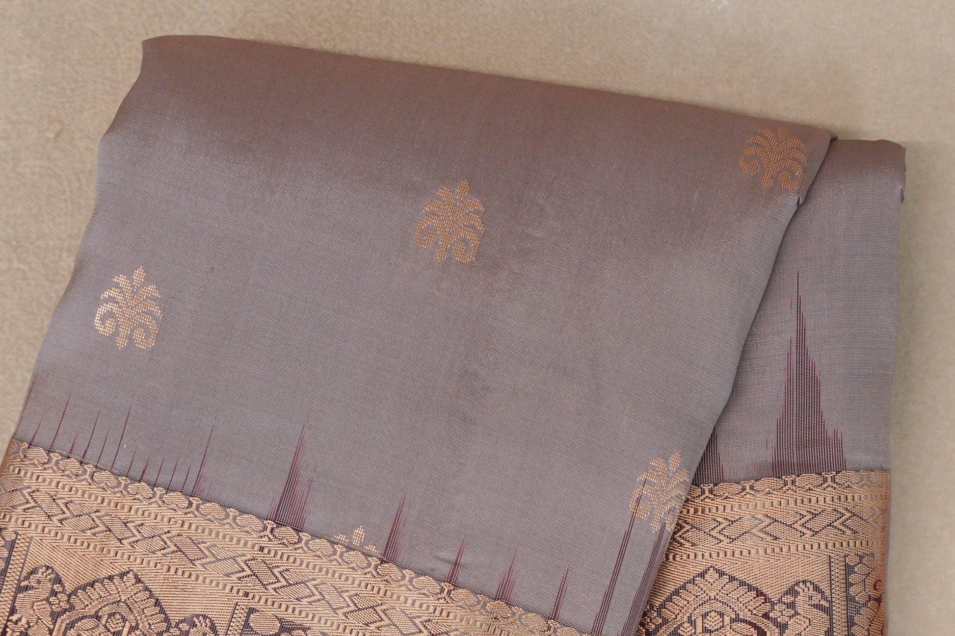 Mushroom Brown Light Weight Kanchipuram Silk Saree body zoom