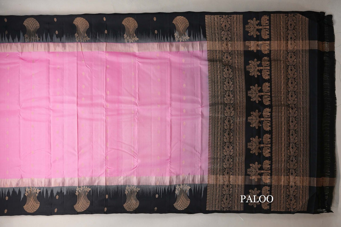 Bright Rose Pink Light Weight Kanchipuram Silk Saree paloo