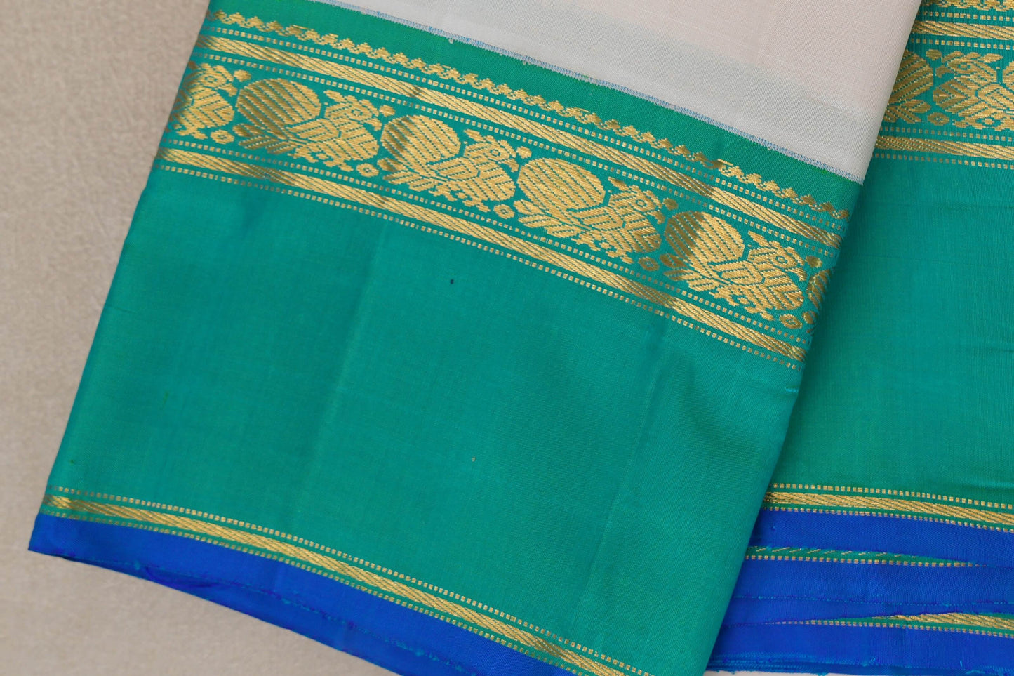 Ivory white Vintage Kanjivaram Silk Saree  border
