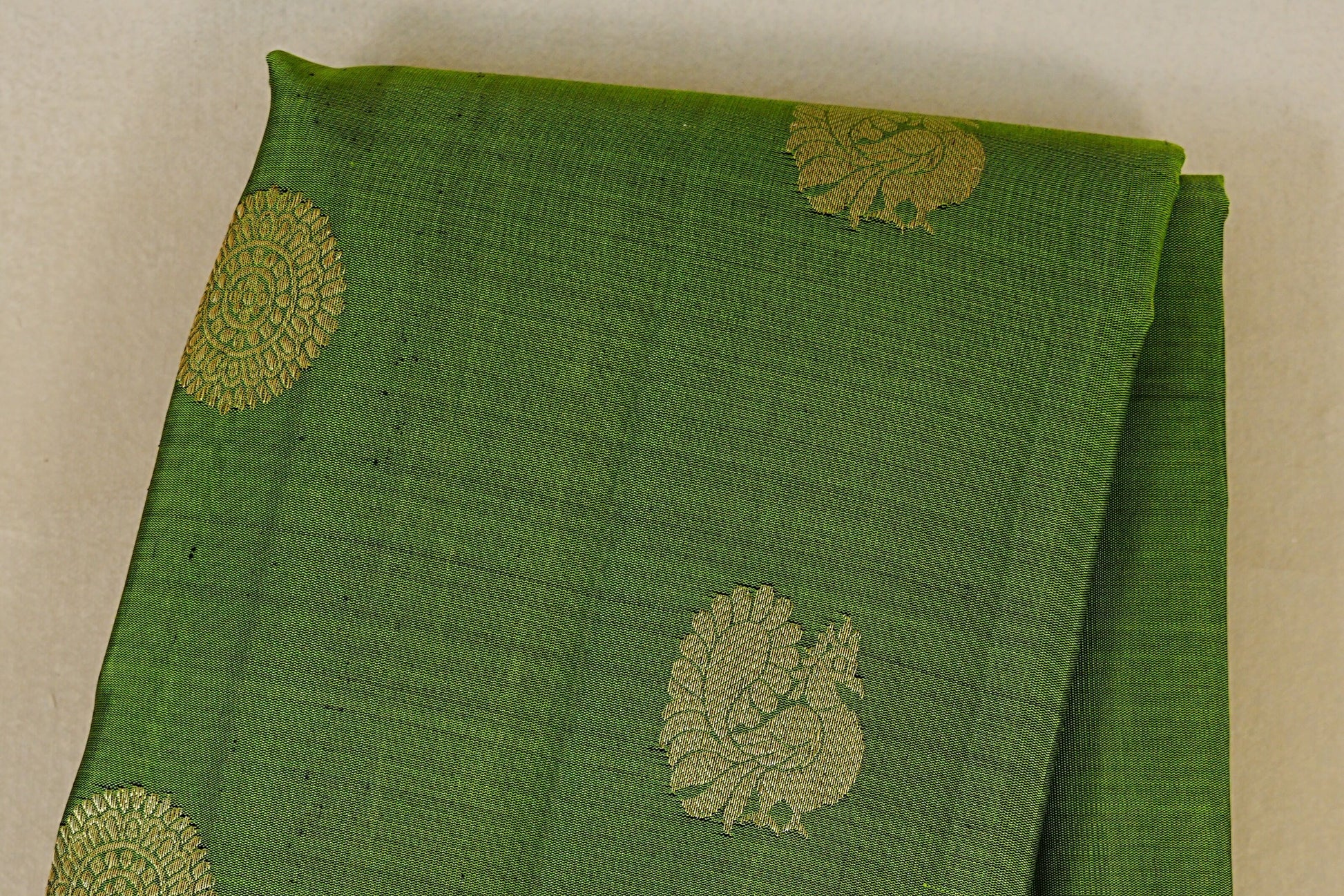 Medium Green Vintage Kanjivaram Silk Saree body zoom