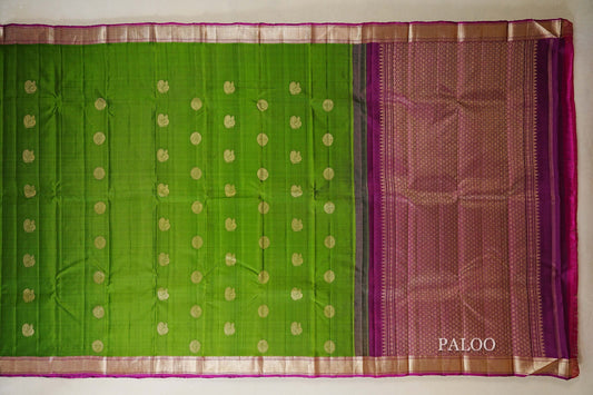 Medium Green with Purple Borders Vintage Kanjivaram Silk Saree paloo