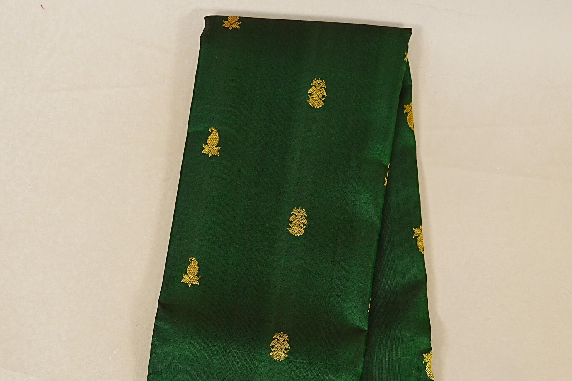 Bottle Green with Rani Pink Borders Vintage Kanjivaram Silk Saree body zoom