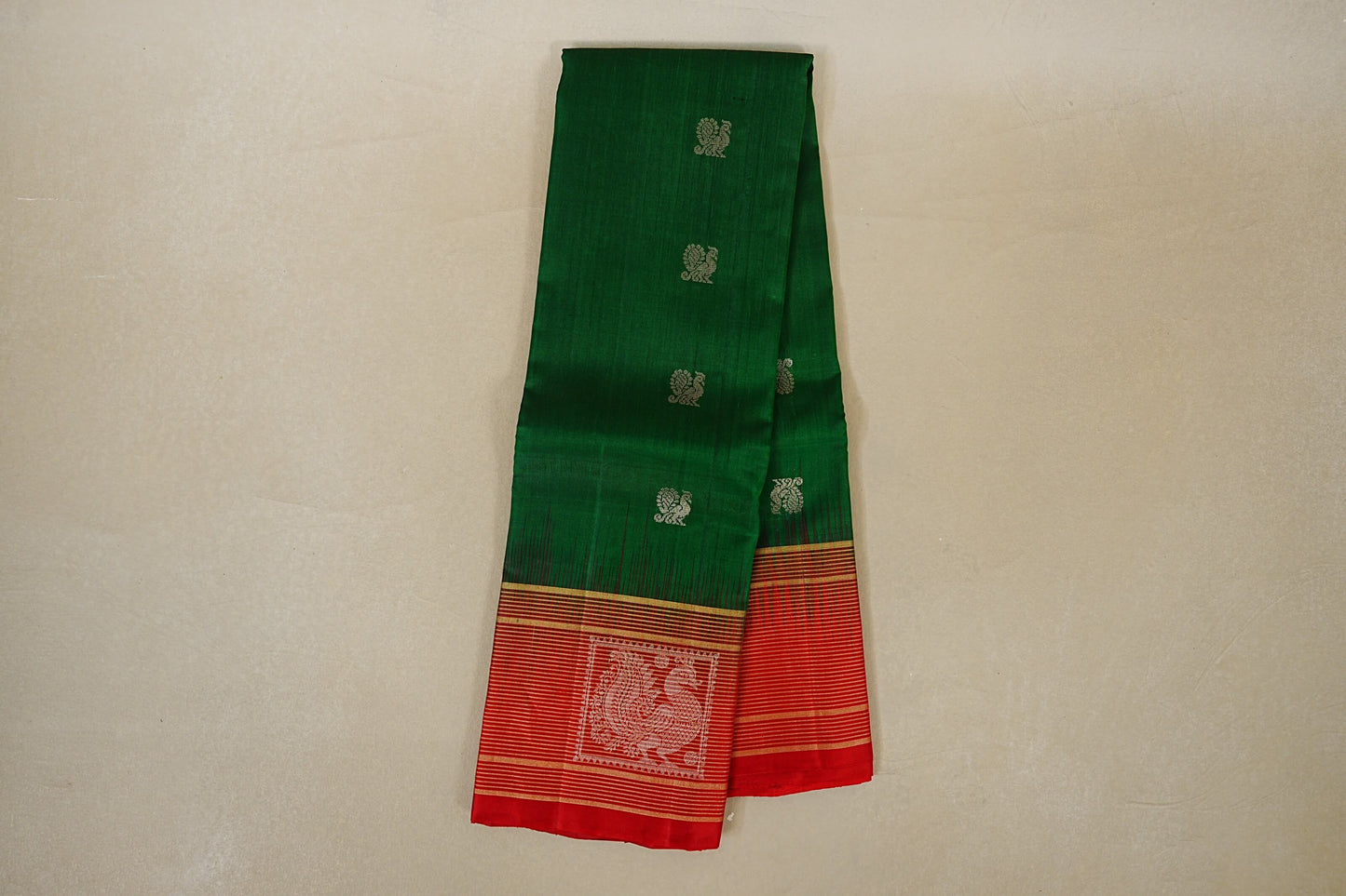 Bottle Green with Red Borders Light Weight Kanchipuram Silk Saree online
