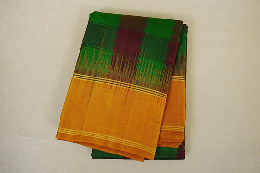 folded Parrot Green with Maroon Checks Light Weight Kanchipuram Silk Saree