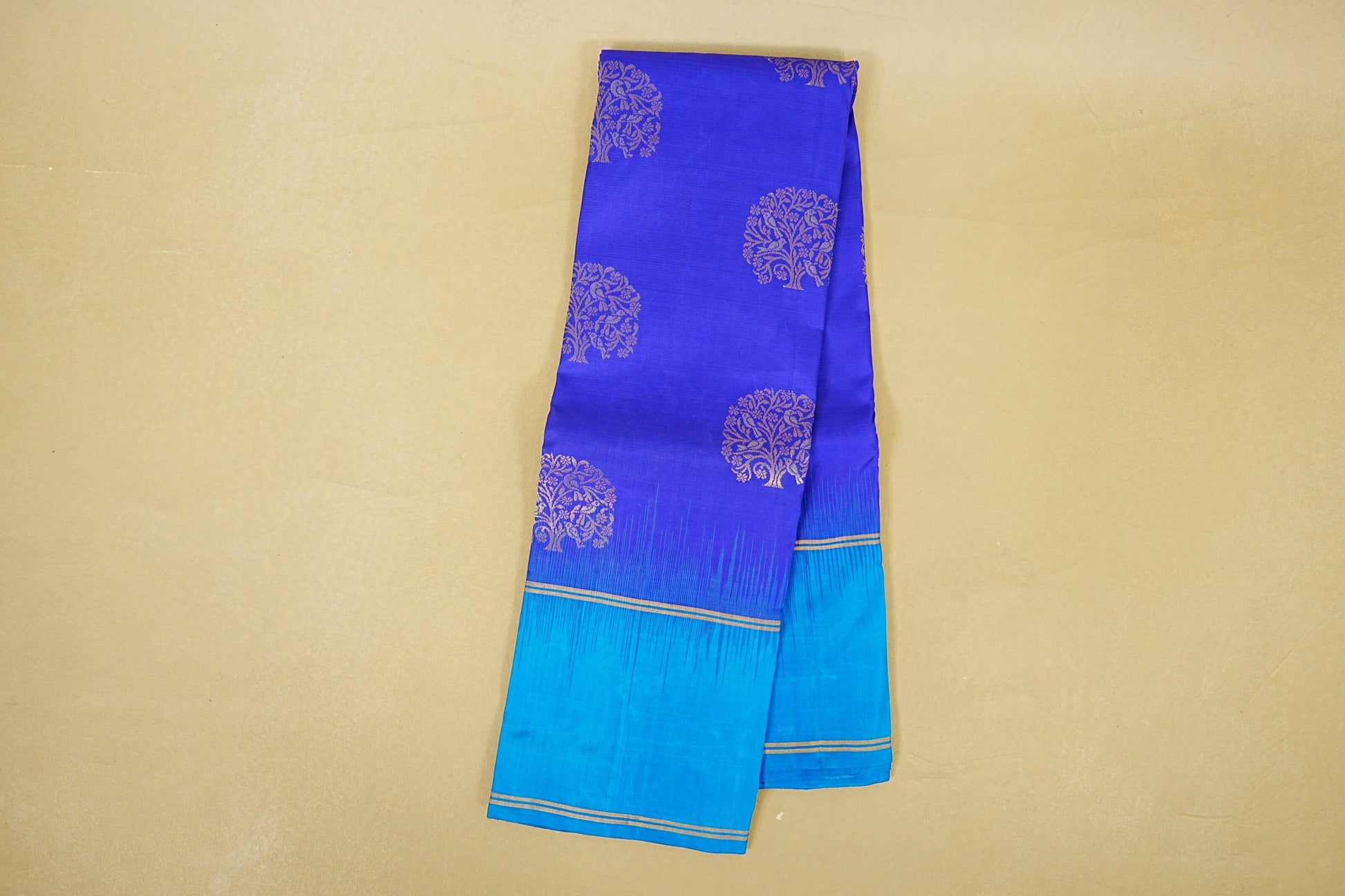 Royal Blue Light Weight Kanchipuram Silk Saree online