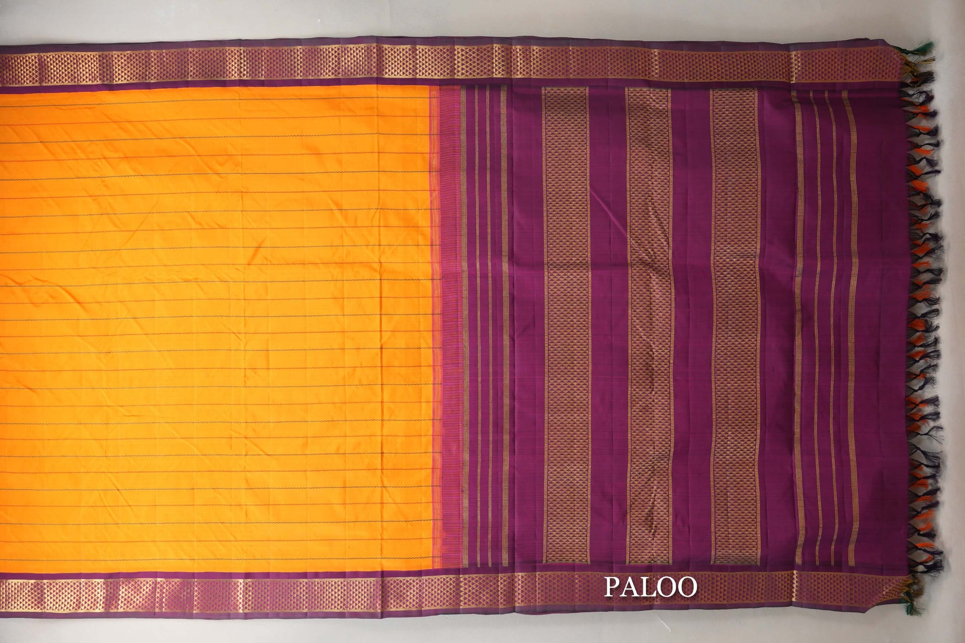 Mango Orange with Deep Magenta Borders Ten Yards Silk Saree paloo