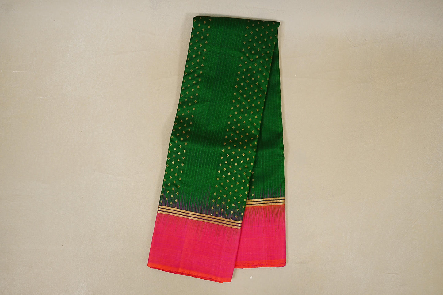 Bottle Green Light Weight Kanchipuram Silk Saree online