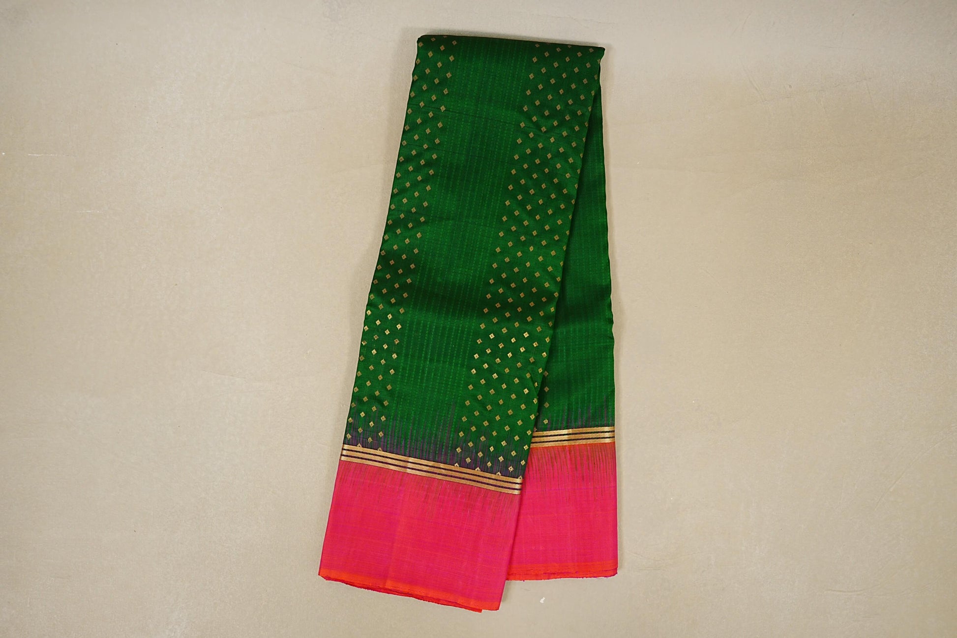 Bottle Green Light Weight Kanchipuram Silk Saree online