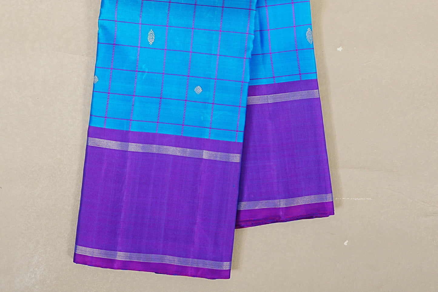 Peacock Blue with Purple Borders Vintage Kanjivaram Silk Saree  border zoom