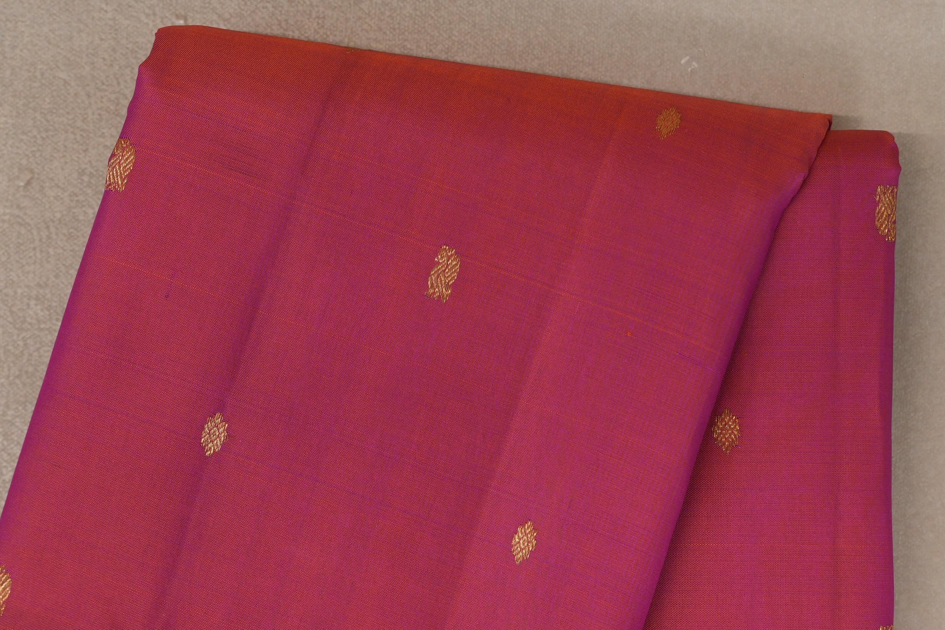 Orangish Pink with Deep Magenta with Dark Green Selvedge Borders Vintage Kanjivaram Silk Saree body