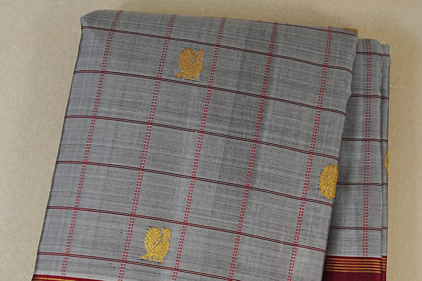 Grey Vintage Kanjivaram Silk Saree body zoom