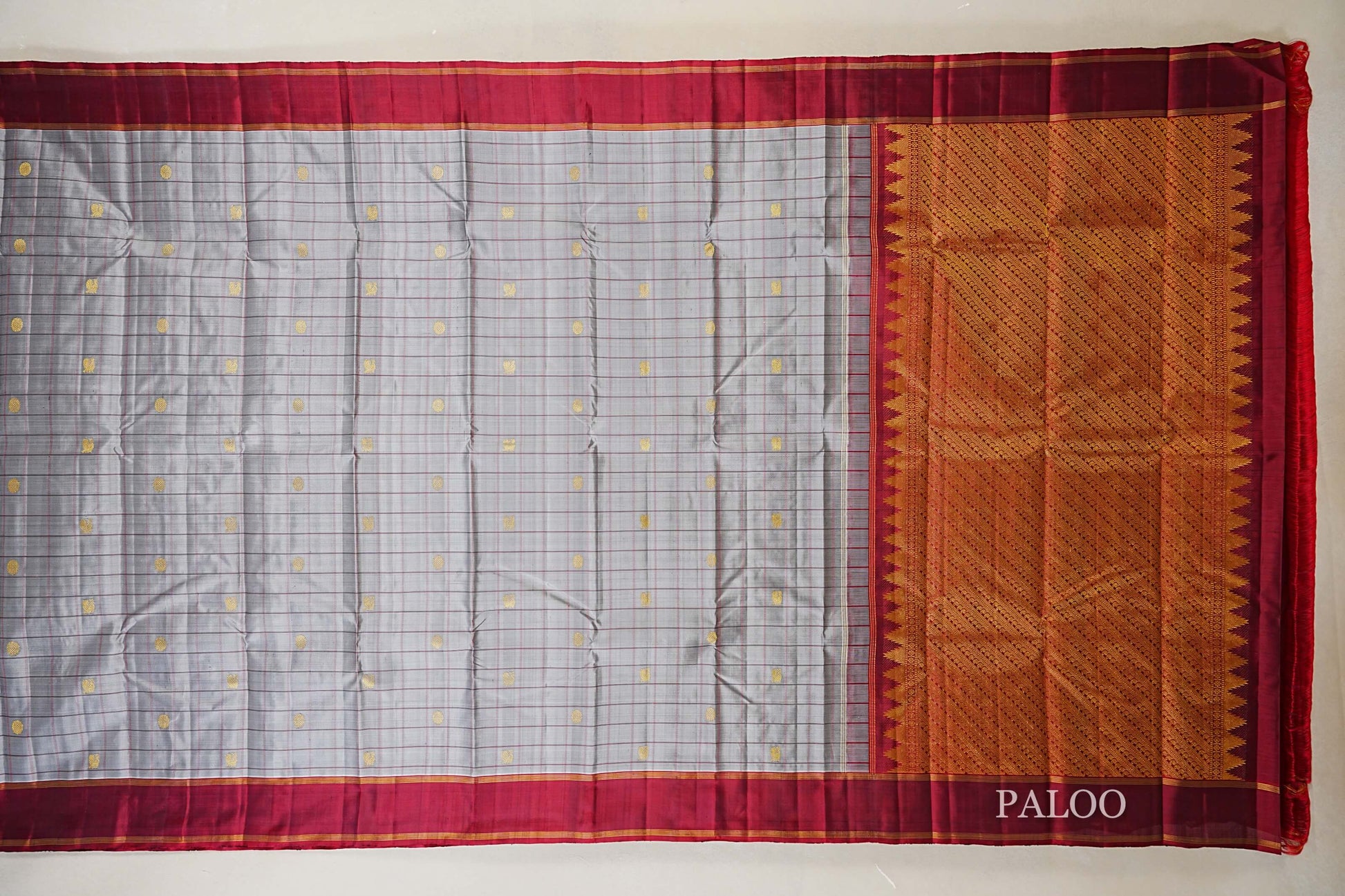 Grey Vintage Kanjivaram Silk Saree paloo