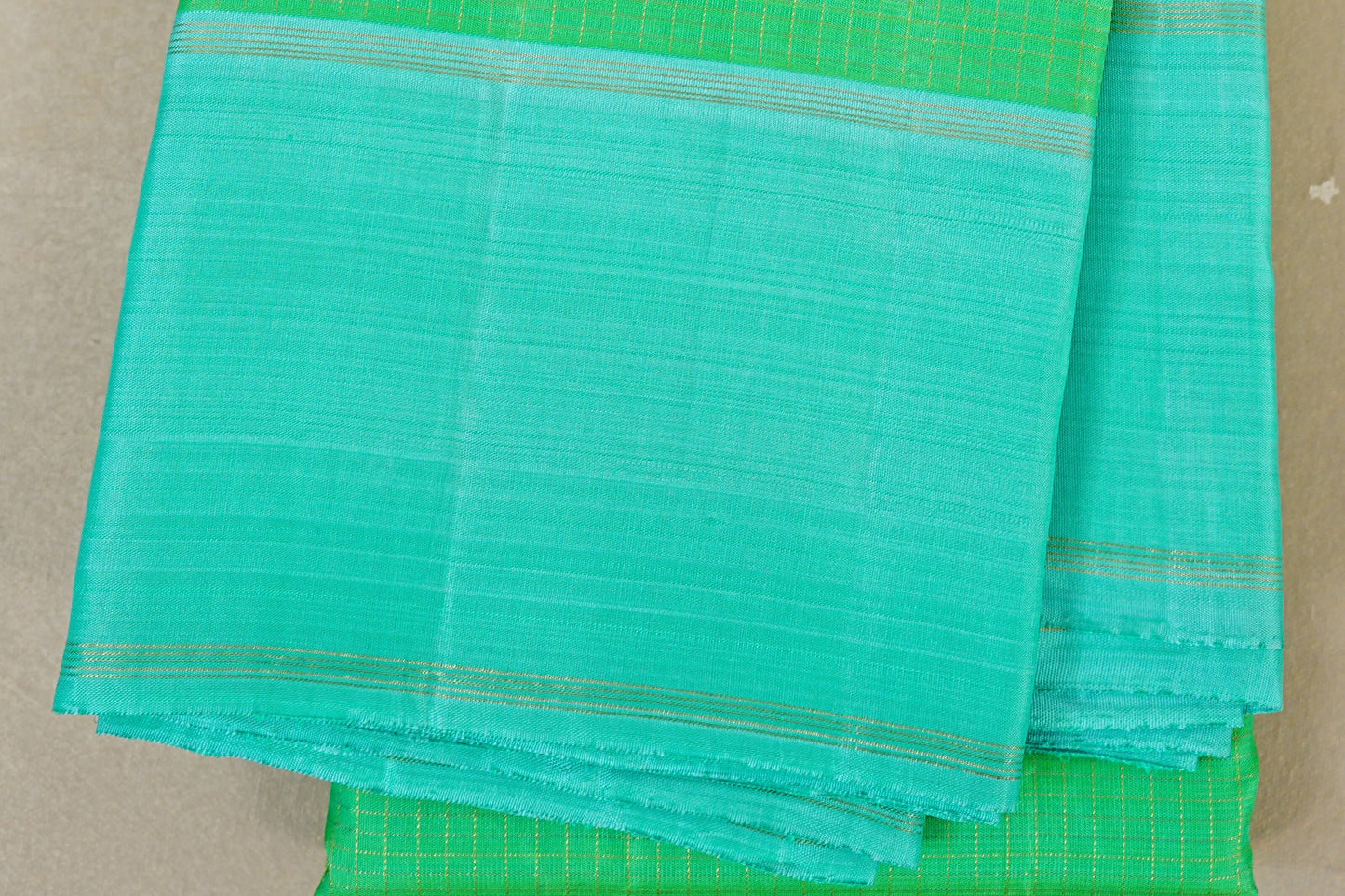Bright Green Kanjivaram Silk Saree border zoom