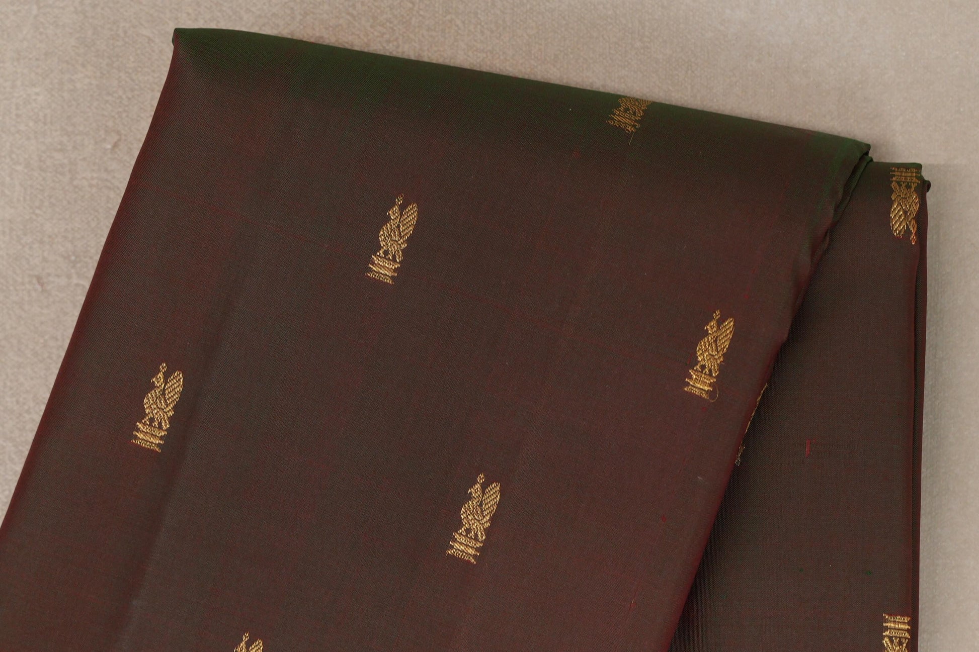 Dual Tone of Green & Orange Vintage Kanjivaram Silk Saree body