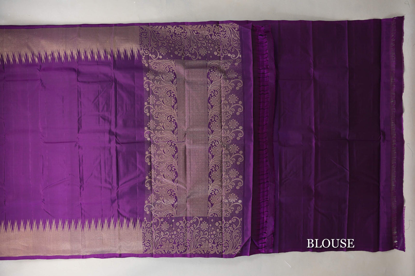 Purple with Temple Borders Light Weight Kanchipuram Silk Saree blouse