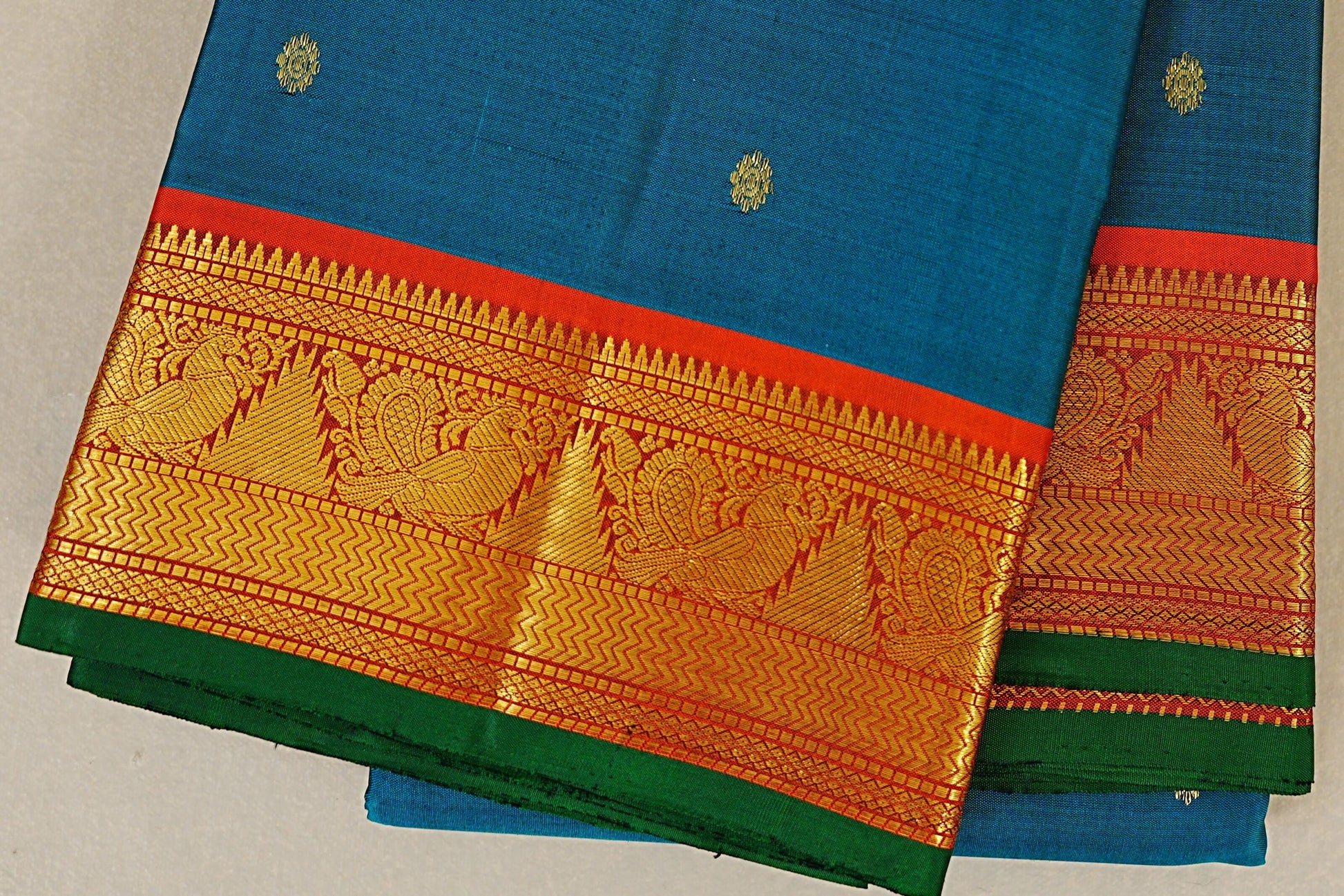 Bluish Green Vintage Kanjivaram Silk Saree border zoom