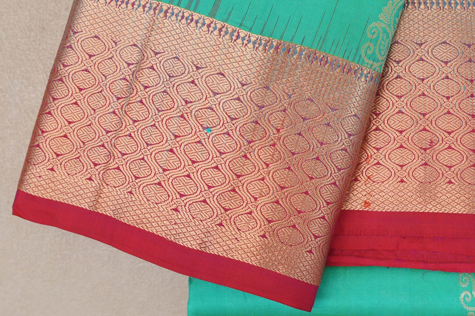 Bluish Green Light Weight Kanchipuram Silk Saree  border