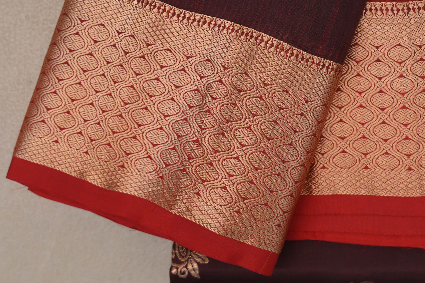 Deep Coffee Brown Light Weight Kanchipuram Silk Saree border