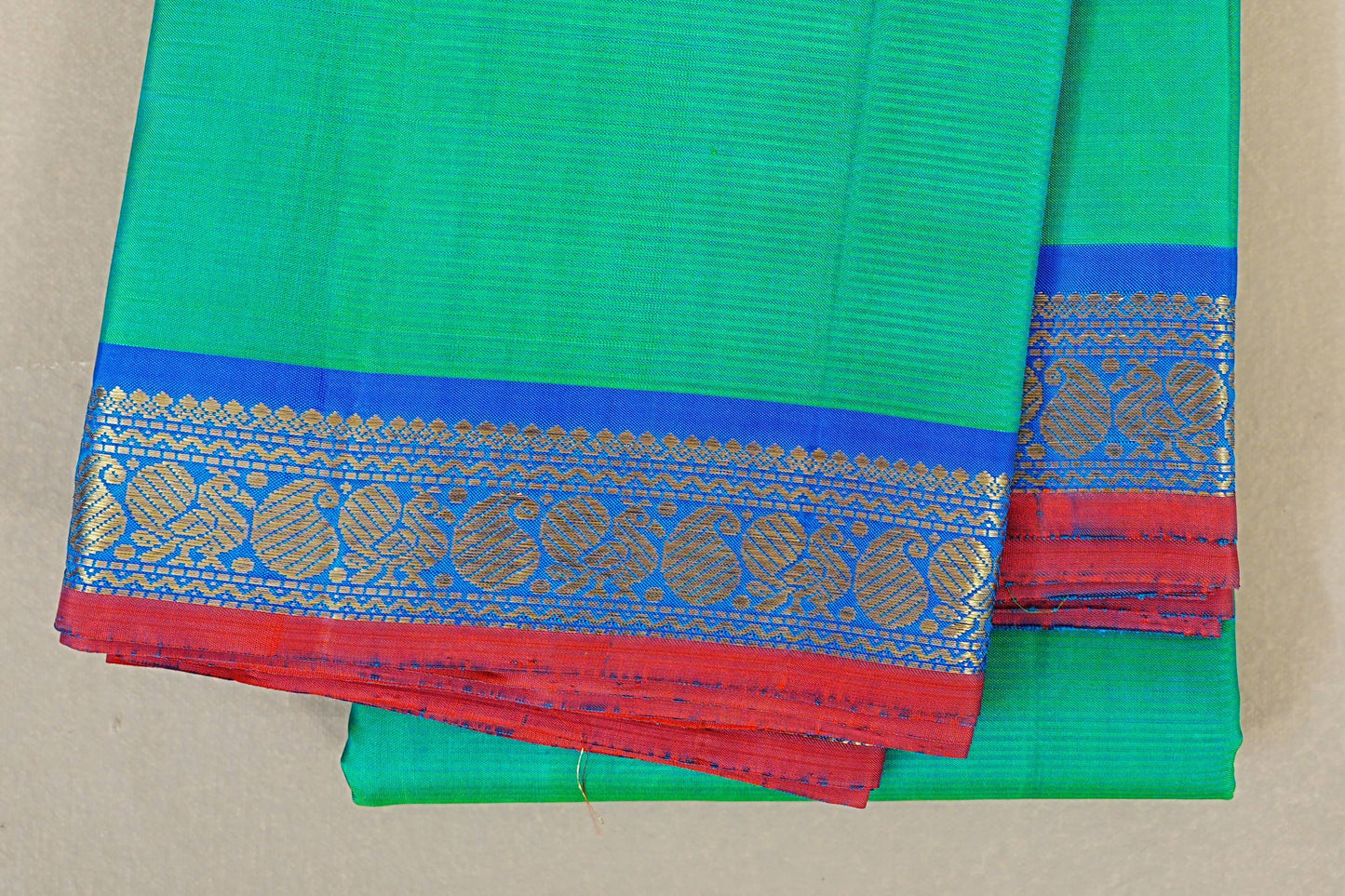  Dual Tone Green and Blue  Vintage Kanjivaram Silk Saree border zoom