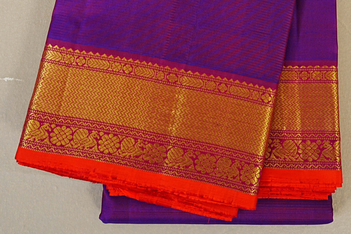Dual Tone Blue and Violet Vintage Kanjivaram Silk Saree border zoom